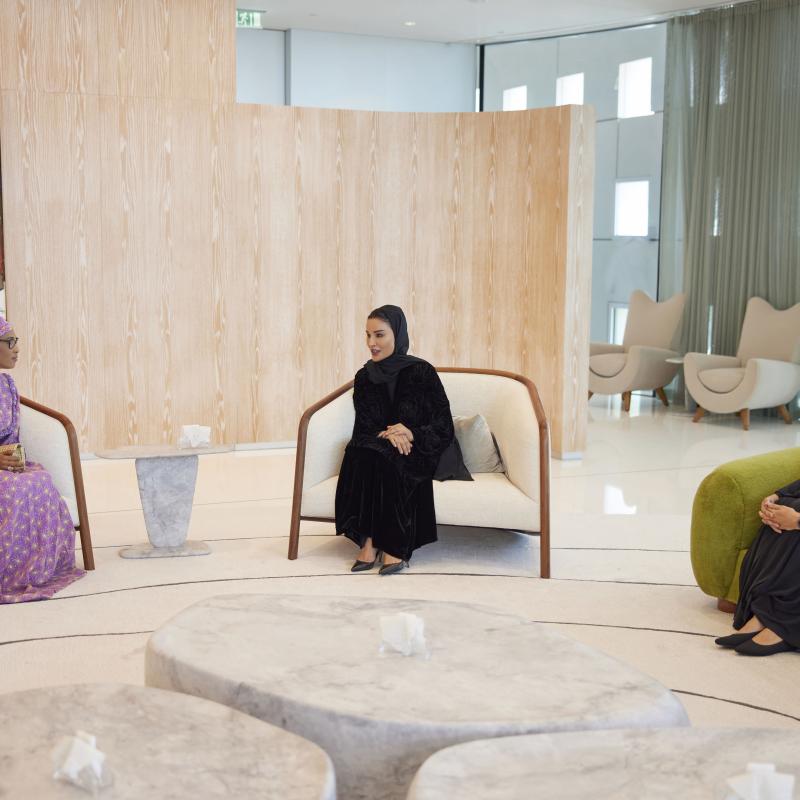 صاحبة السمو تجتمع بحرم رئيس جمهورية غامبيا